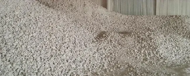 生石灰消毒管几天和熟石灰哪个消毒效果好