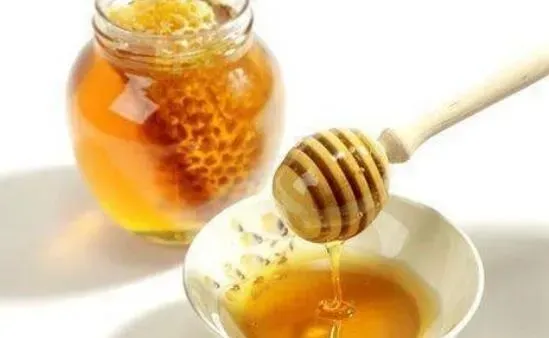 如何用蜂蜜白醋减肥 蜂蜜白醋减肥方法技巧