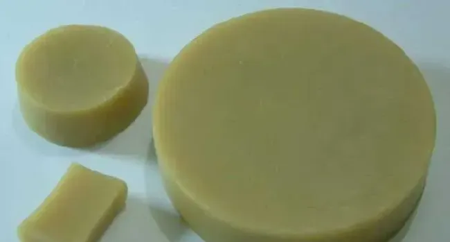 最新蜂蜡价格多少钱一斤？