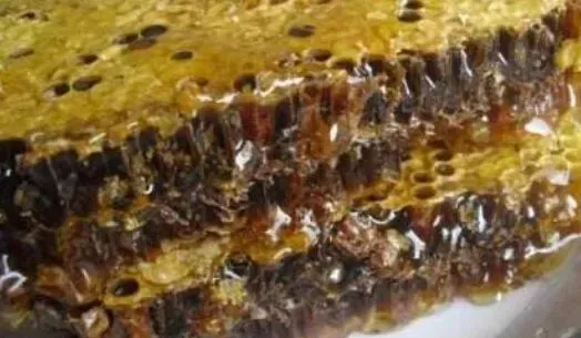 老蜂巢蜜的作用与功效
