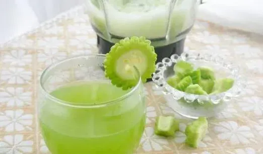 长期喝苦瓜汁的副作用与危害