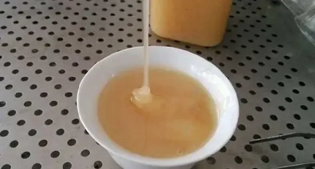女人喝蜂蜜可以调经吗？