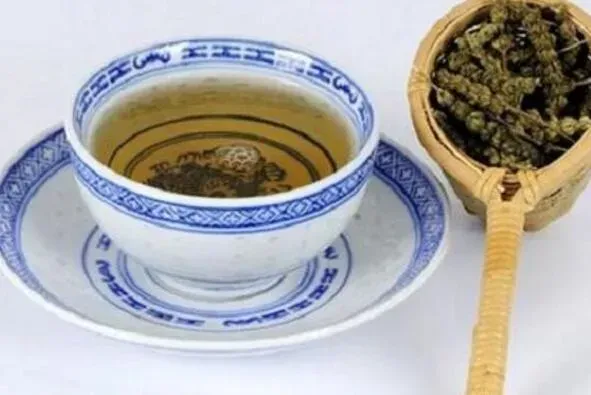 喝枇杷茶的功效与作用 常喝的好处